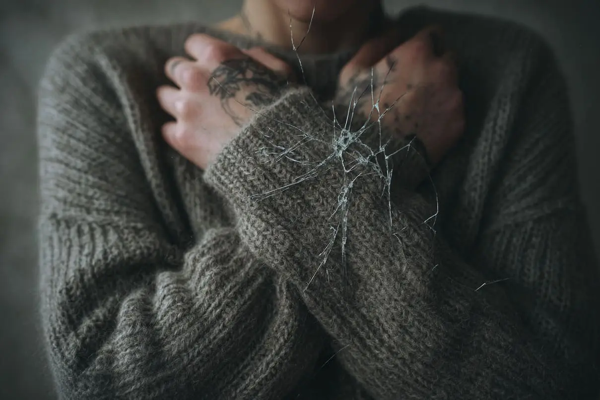 self-aggression and addiction, self-harm as a call for help